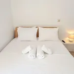 Yia Banaki 1 Min Walk To Old Town 7min Walk