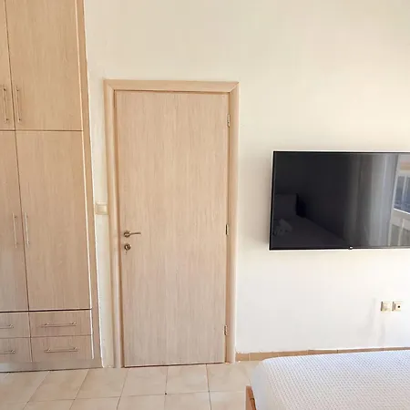 Yia Banaki 1 Min Walk To Old Town 7min Walk Apartment