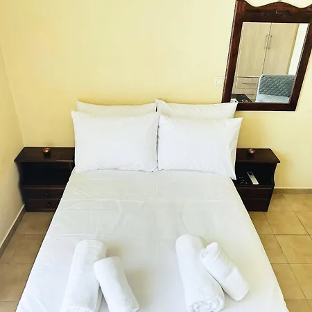 Yia Banaki 1 Min Walk To Old Town 7min Walk Apartment Chania (Crete)